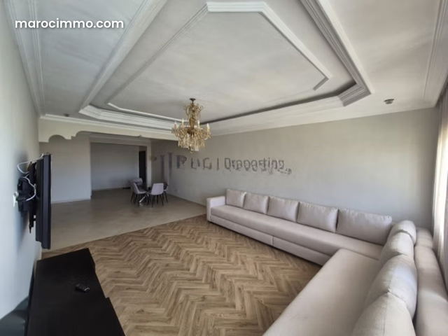 140m² 3-bedroom furnished apartment for rent — Casablanca