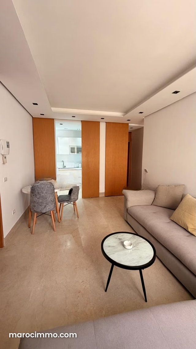 Studio moderne à louer au triangle d'or — 3