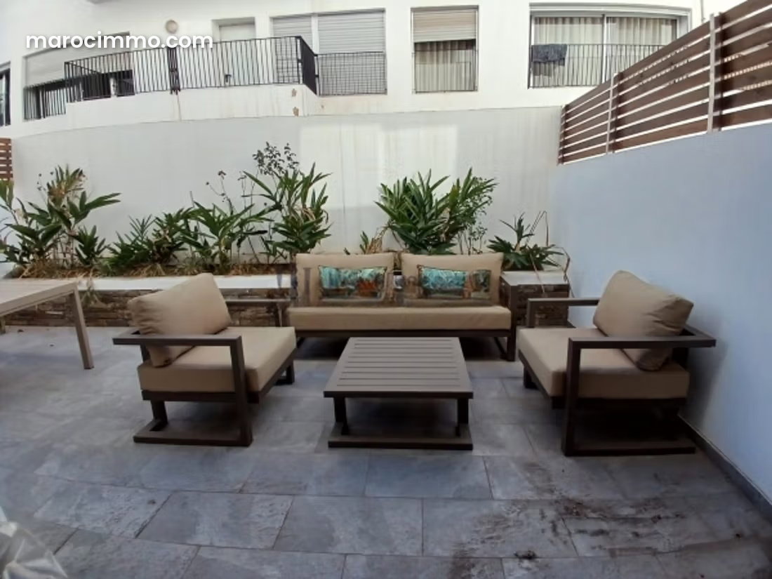 Offre a la location t2 meublee avec terrasse