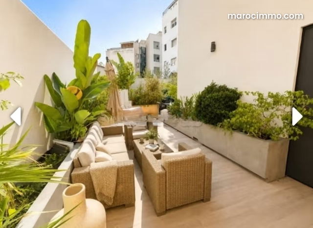 Appartement terrasse à la location à racine — Casablanca