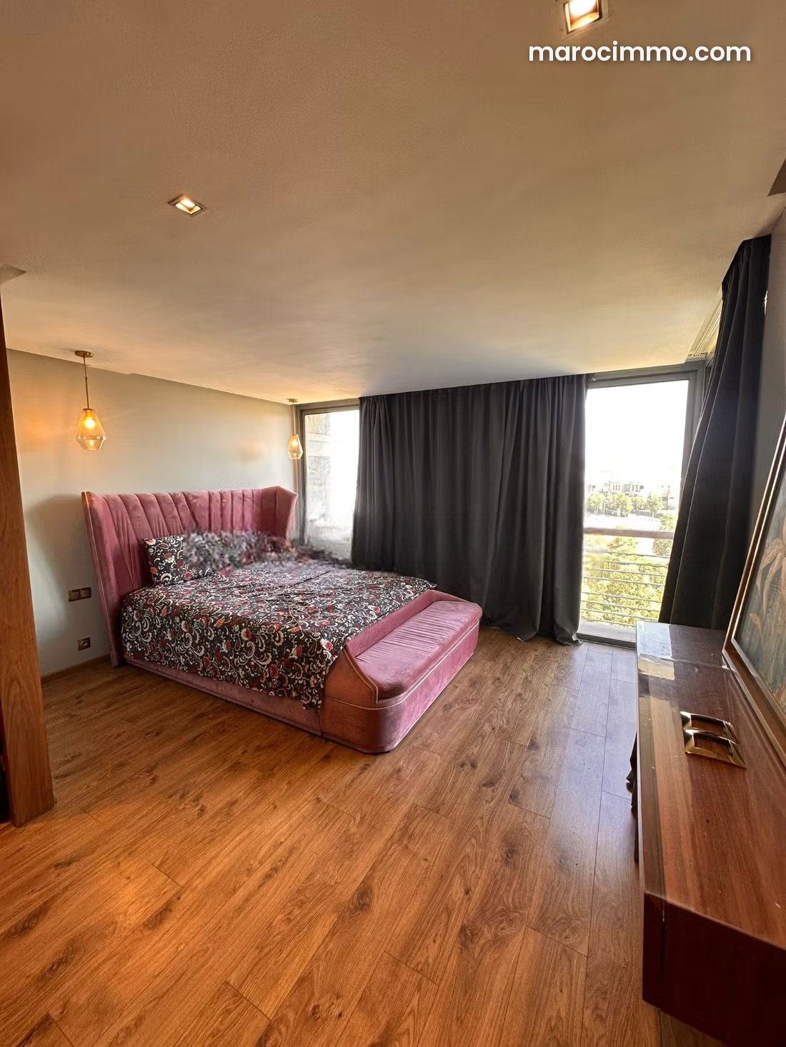 Appartement meublé 175 m² avec piscine à Bouskoura centre — Bouskoura