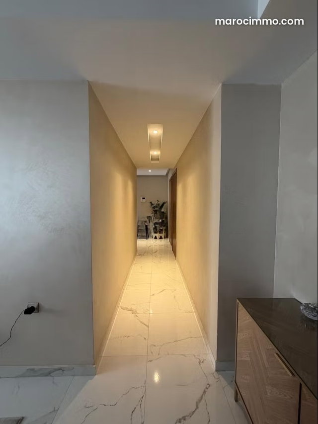 Appartement à vendre à Marjane. 3 chambres. Dressing. — 3