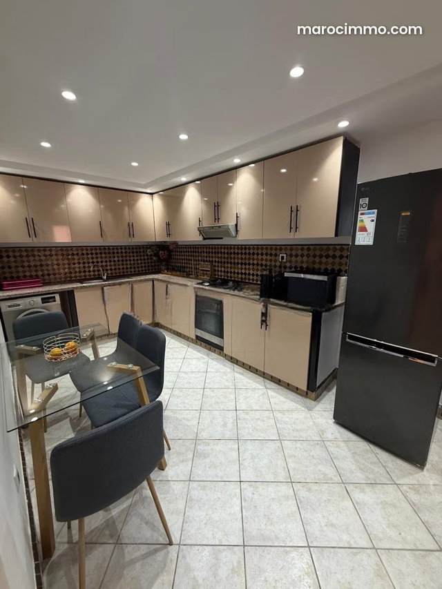 Superbe appartement à vendre à Guéliz. Surface de 95 m². Ascenseur — 4