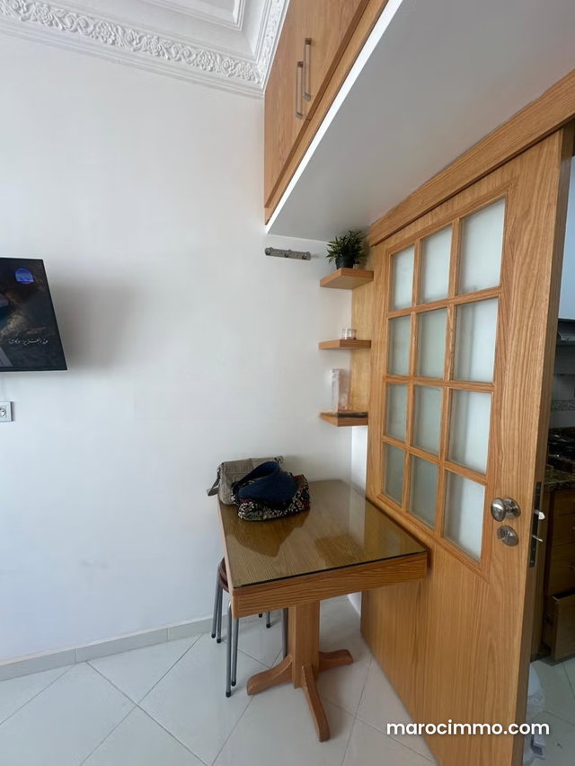 Studio meublé a louer a Agdal 7500dh — 4