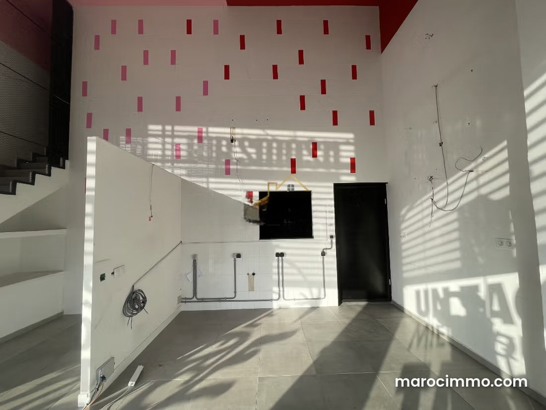 83 m² Commercial Premises, Avenue Mohammed VI, Marrakech — Marrakesh