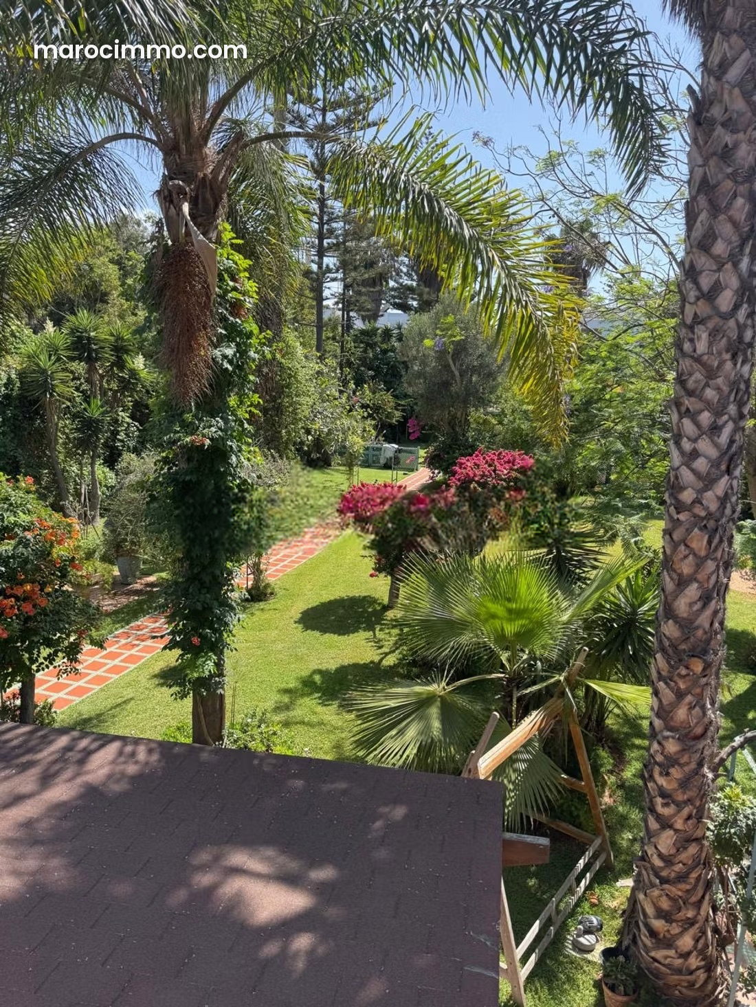 Villa 1580 m² avec jardin paysager, Anfa, Casablanca — Casablanca