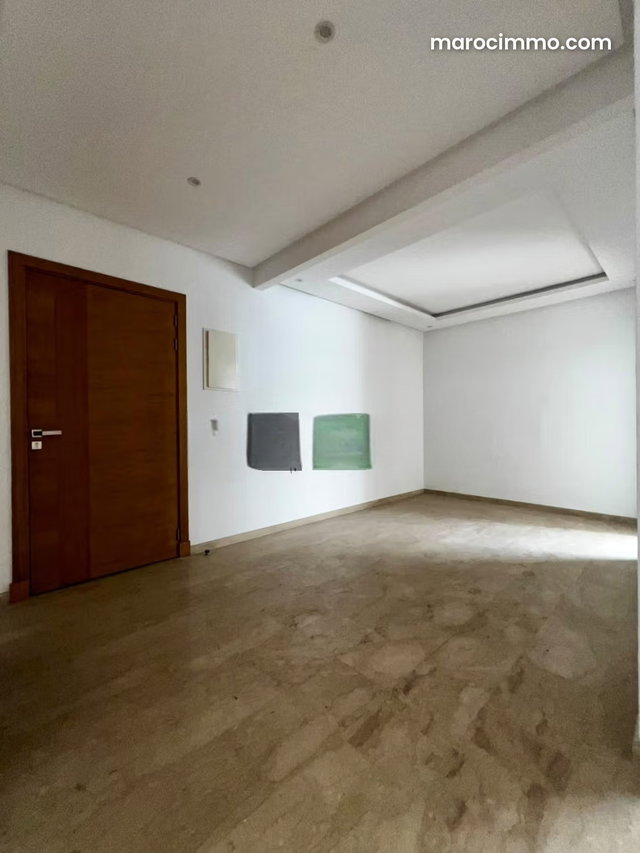 Loft neuf avec balcon – Plein cœur de Gauthier — 2
