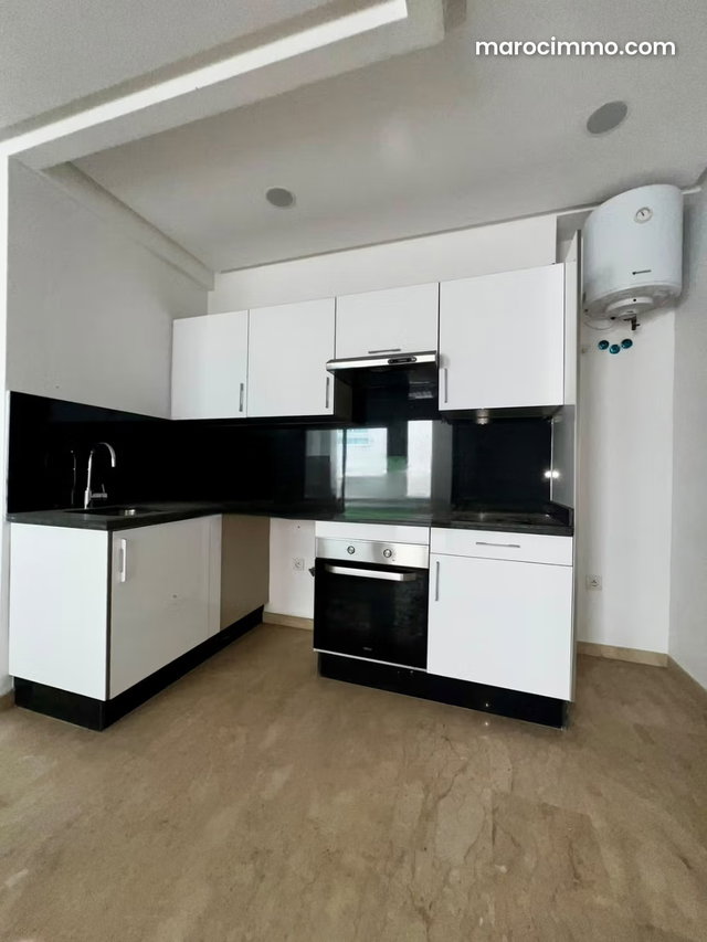 Loft neuf avec balcon – Plein cœur de Gauthier — 5