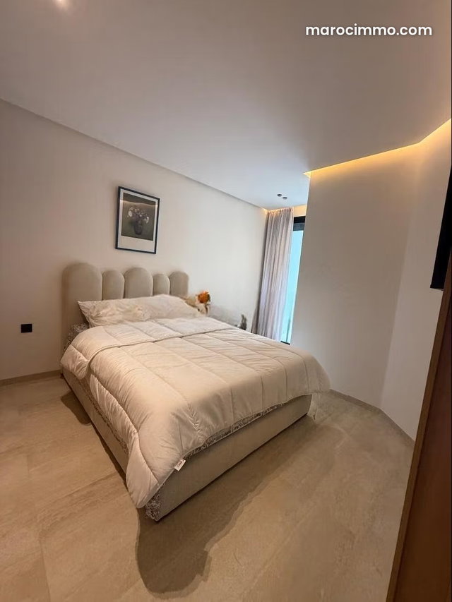 Louez cet appartement à Oasis. 2 pièces. Bien meublé — 4