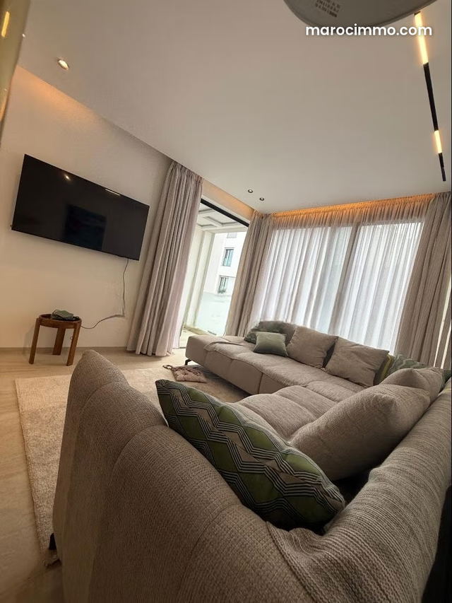 Louez cet appartement à Oasis. 2 pièces. Bien meublé — Casablanca