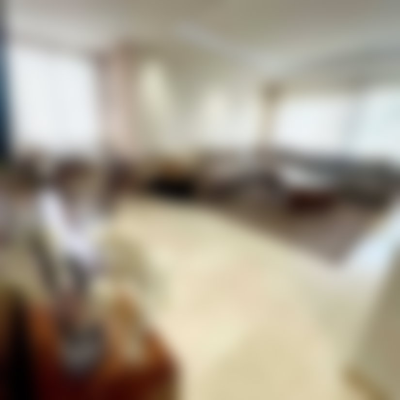 شقة مفروشة بحديقة خاصة للإيجار في فيل ڤيرت بوسكورة