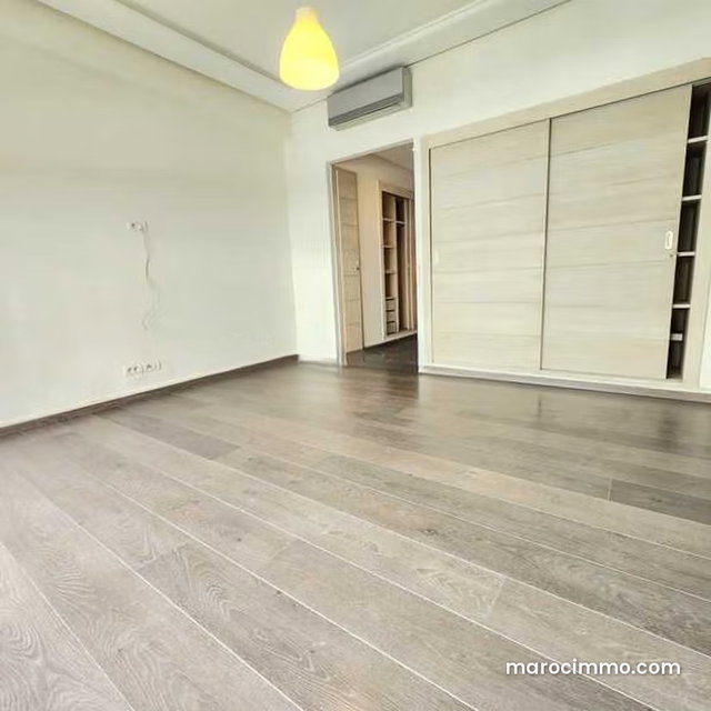 Appartement à Louer de 210.0 m² à Casablanca, Maarif Extension — 5