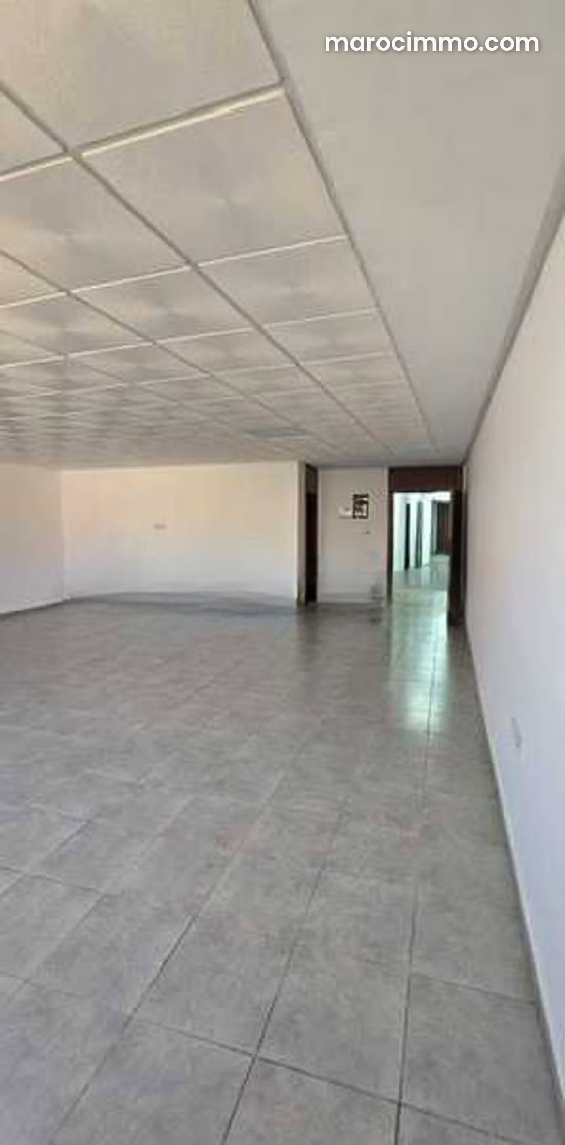 Bureau 63 m² à louer à Guéliz Marrakech avec ascenseur — Marrakech