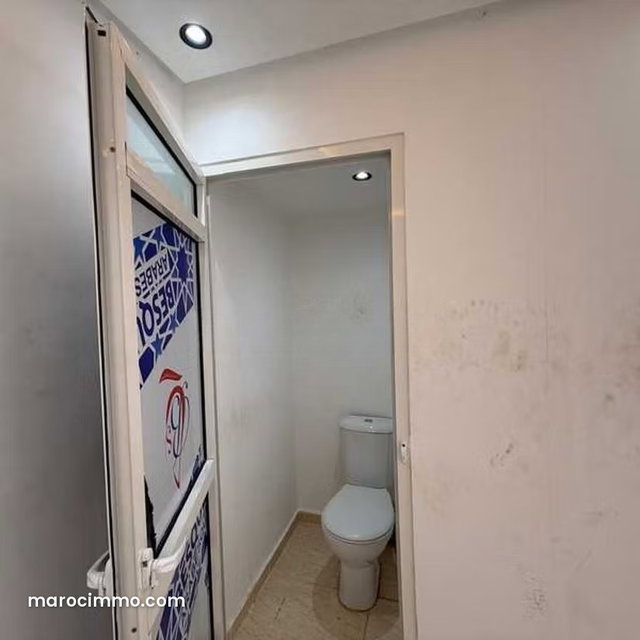 Local commercial à Vendre de 42.0 m² à Dar Bouazza, Errahma — 5