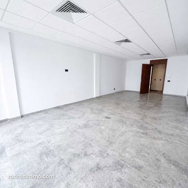 Bureau à Louer de 44.0 m² à Casablanca, Gauthier — 3