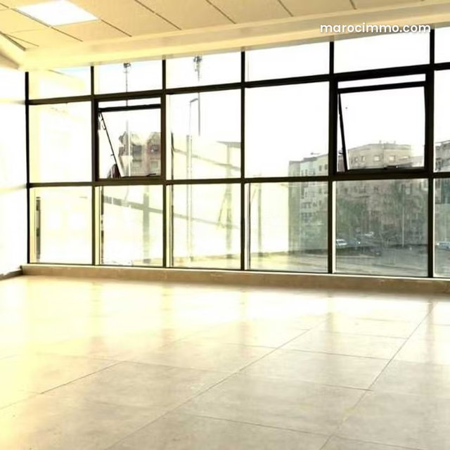 Bureau à Louer de 67.0 m² à Soualem, Riyad Sahel — 4