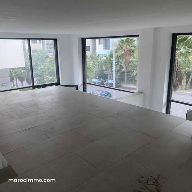 Bureau à Vendre de 83.0 m² à, — الدار البيضاء