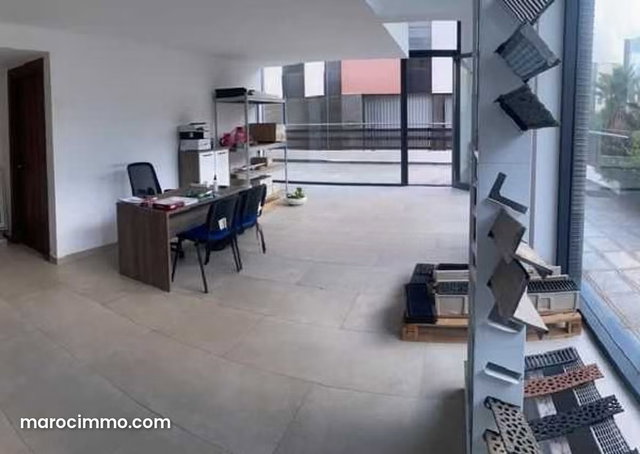 Bureau à Vendre de 83.0 m² à, — 2