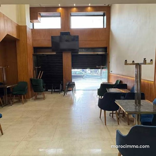 Local commercial à Vendre de 99.0 m² à Casablanca, Derb Sultan — 5