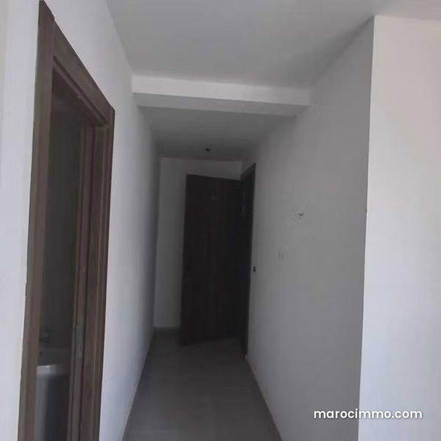 Bureau à Louer de 62.0 m² à Casablanca, Ain Sebaa — 2
