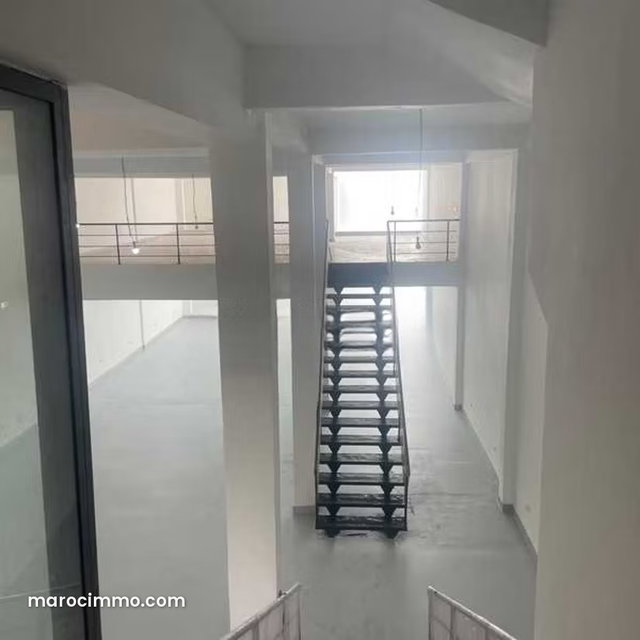 Local commercial à Vendre de 414.0 m² à Casablanca, Les Princesses — 5