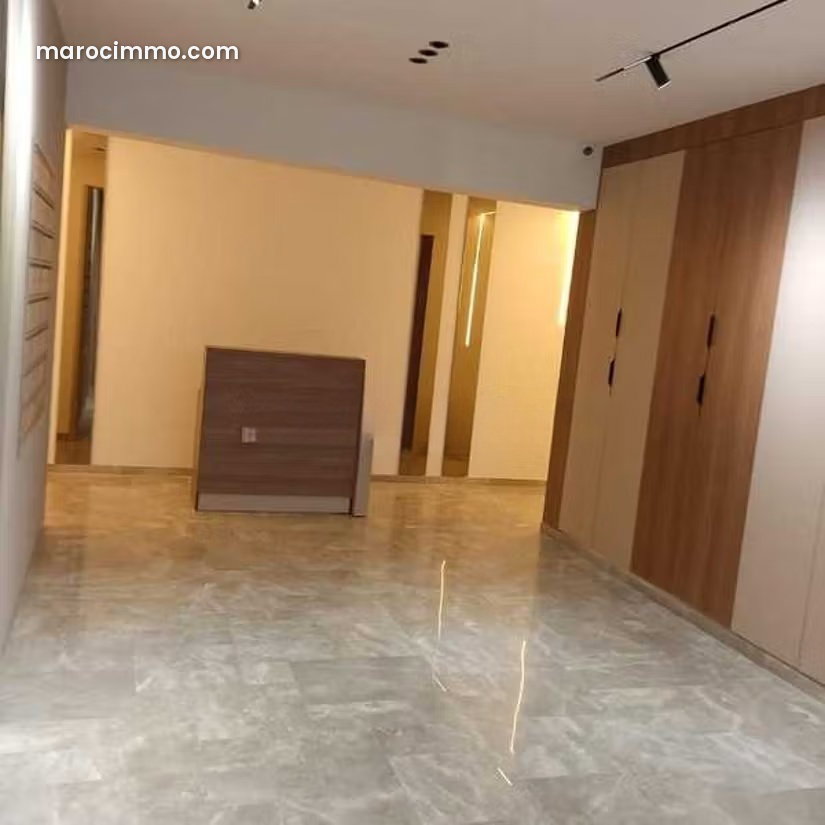 91 sqm office with air conditioning, Almaz district, Casablanca — Casablanca