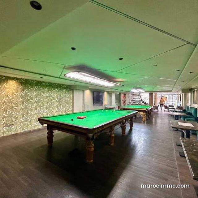 Local commercial à Vendre de 283.0 m² à Casablanca, Palmier Maarif — 5