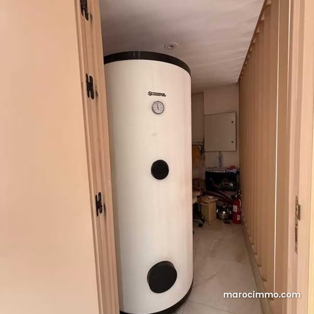 Local commercial à Vendre de 210.0 m² à Casablanca, Palmier Maarif — 5