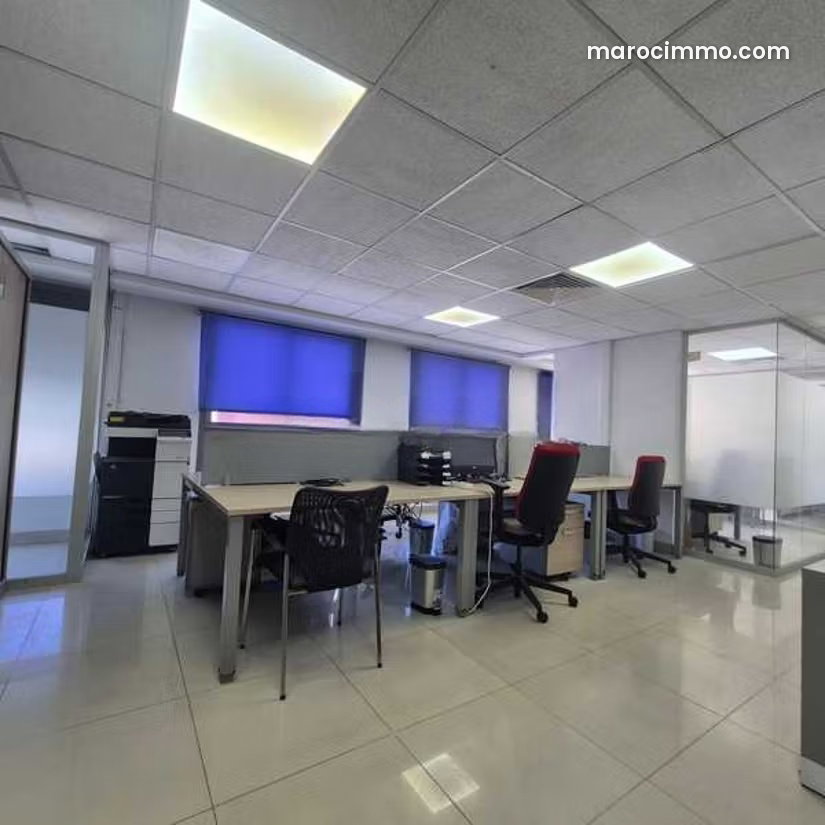 135 m² Office for Sale in Bourgogne, Casablanca — Casablanca