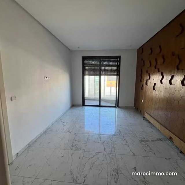 Bureau à Louer de 95.0 m² à Casablanca, Facultes Route D'El Jadida — 3