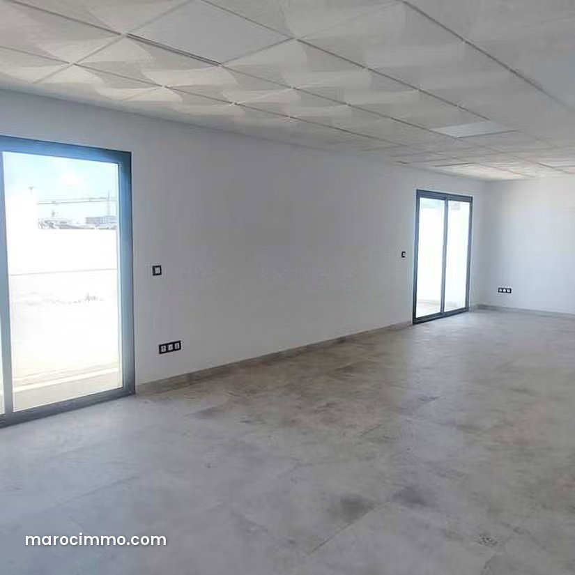 57 sqm Office on the 6th Floor, Casablanca Industrial Zone — Casablanca