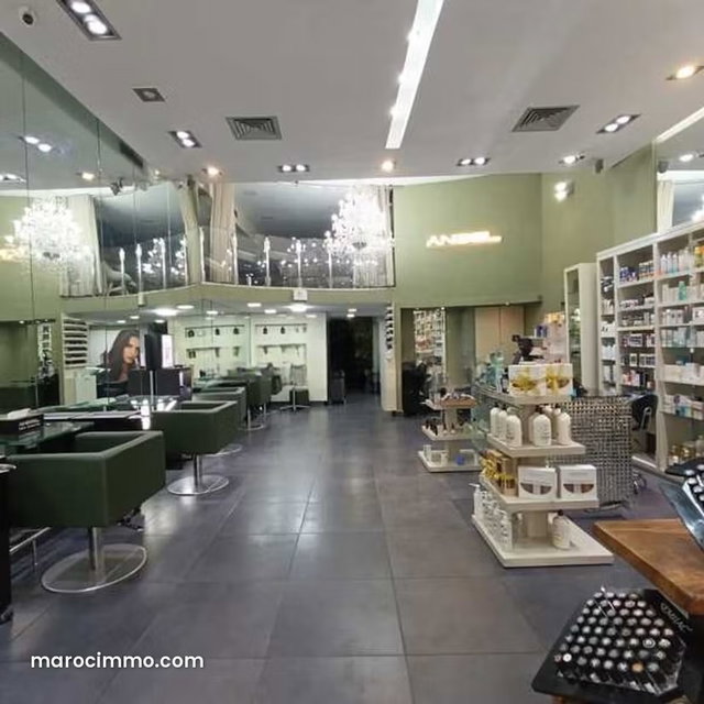 Local commercial à Louer de 253.0 m² à Casablanca, Triangle D'Or — 5