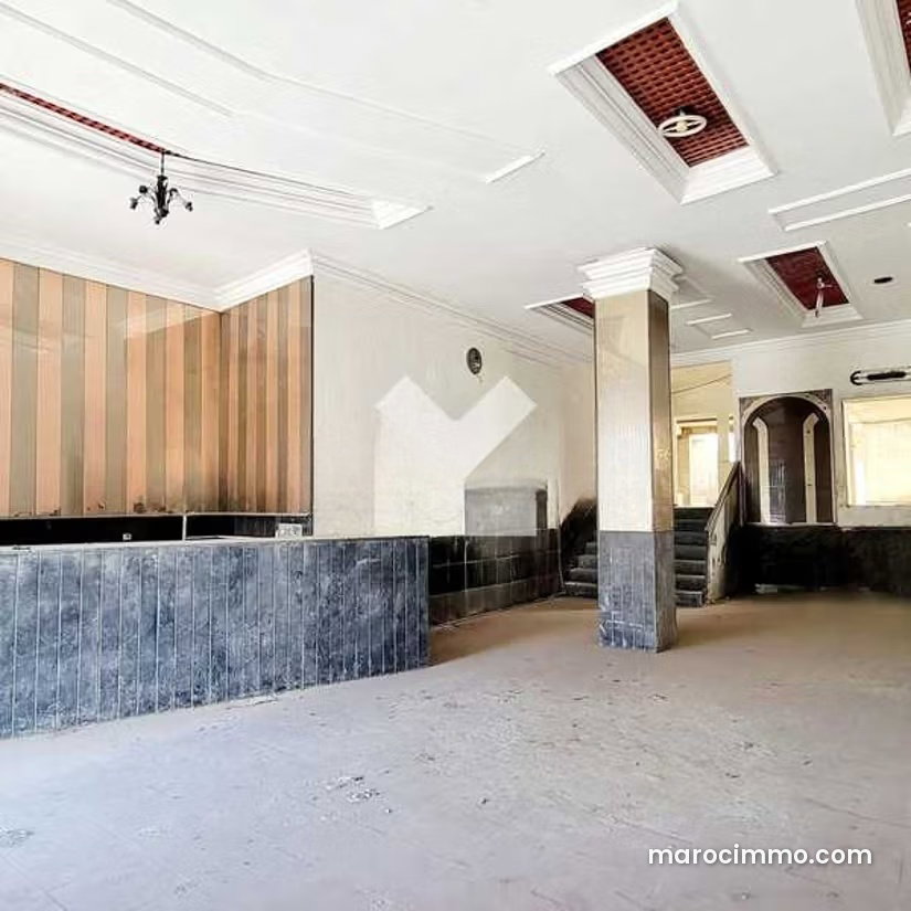237 m² Commercial Premises for Sale in Le Palmier, Casablanca — Casablanca
