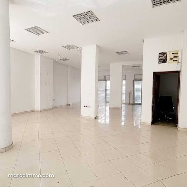 Commercial Property for Rent in Casablanca, Palmier Maarif — 2