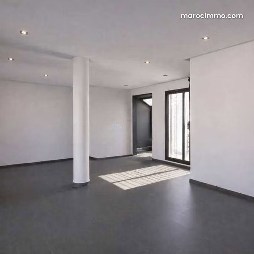 Bureau 138 m² au Palmier, Casablanca, 6ème étage avec ascenseur — Casablanca