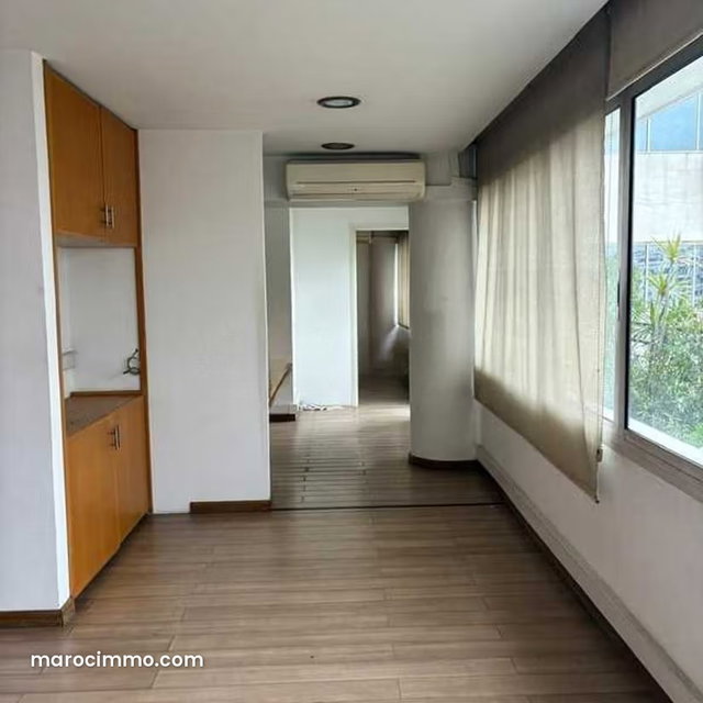 Bureau à Vendre de 122.0 m² à Casablanca, Hopitaux — 4