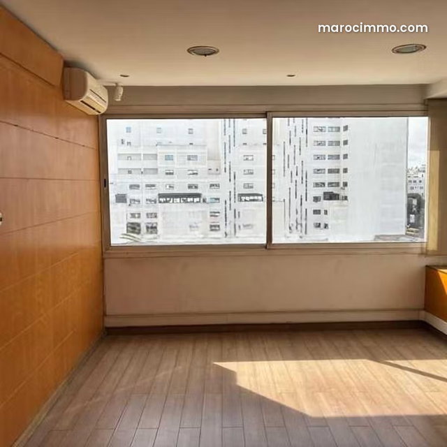 Bureau à Vendre de 122.0 m² à Casablanca, Hopitaux — 3