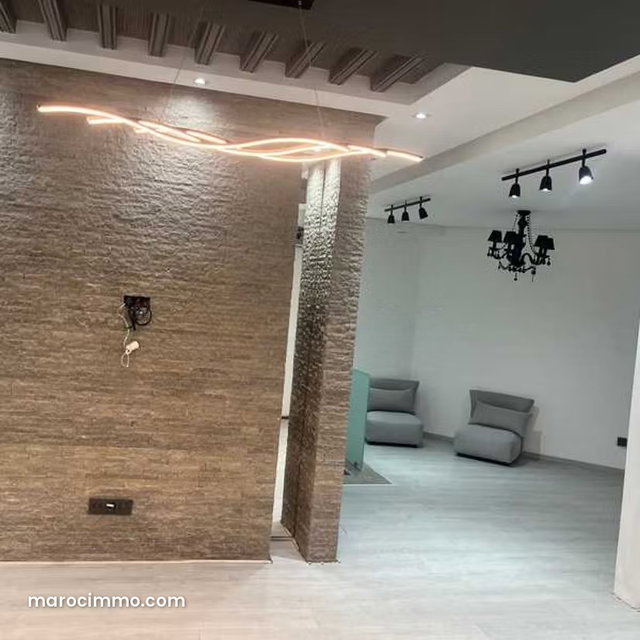 Local commercial à Louer de 125.0 m² à Rabat, Hassan — 4