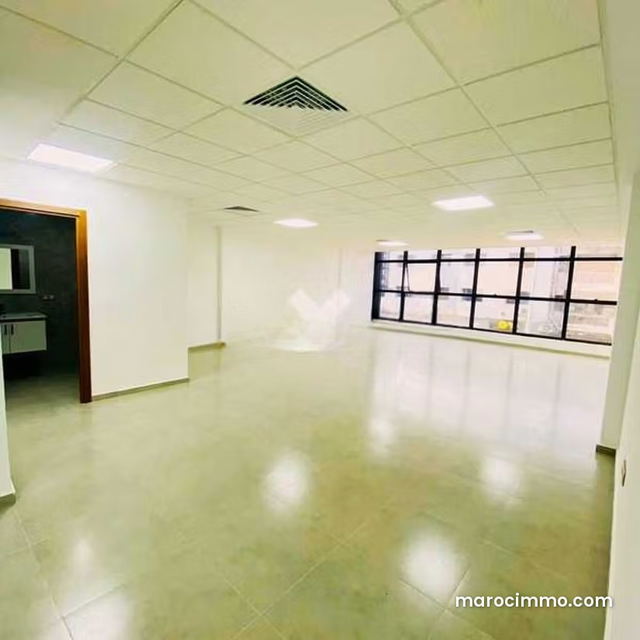 Bureau à Louer de 83.0 m² à Casablanca, Oulfa — Casablanca