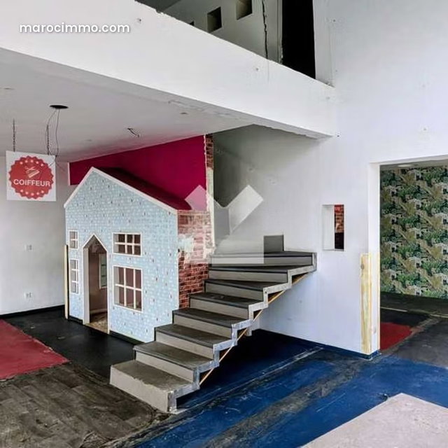 Commercial Space for Rent in Casablanca, Racine — 2