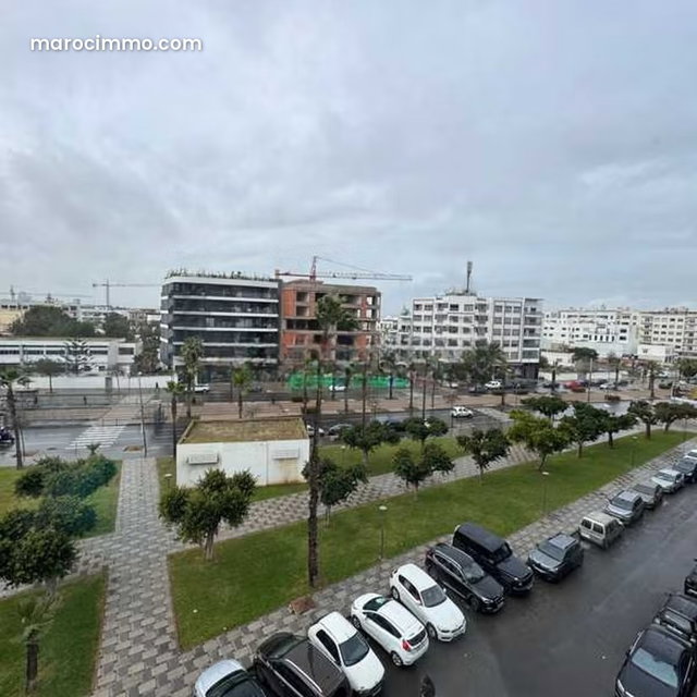 Bureau à Louer de 66.0 m² à Casablanca, Franceville — 3