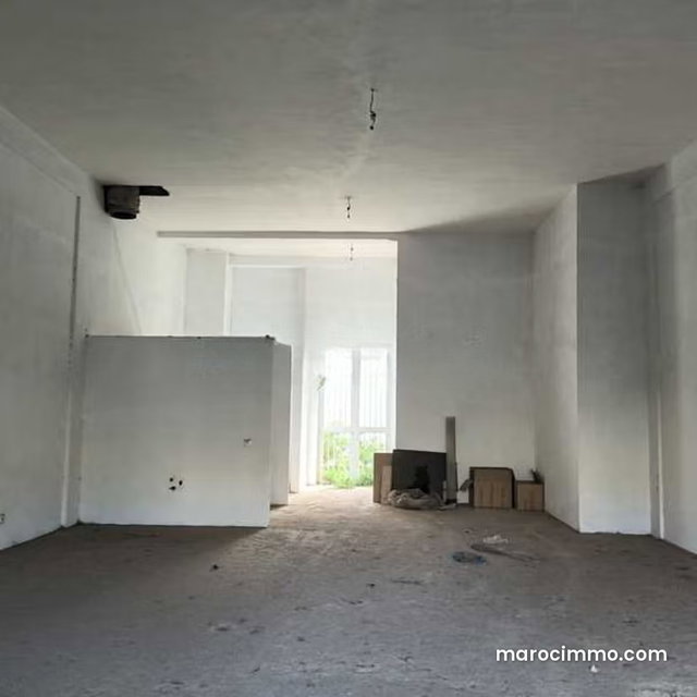 Local commercial à Louer de 91.0 m² à Casablanca, Almaz Hay Hassani — 3