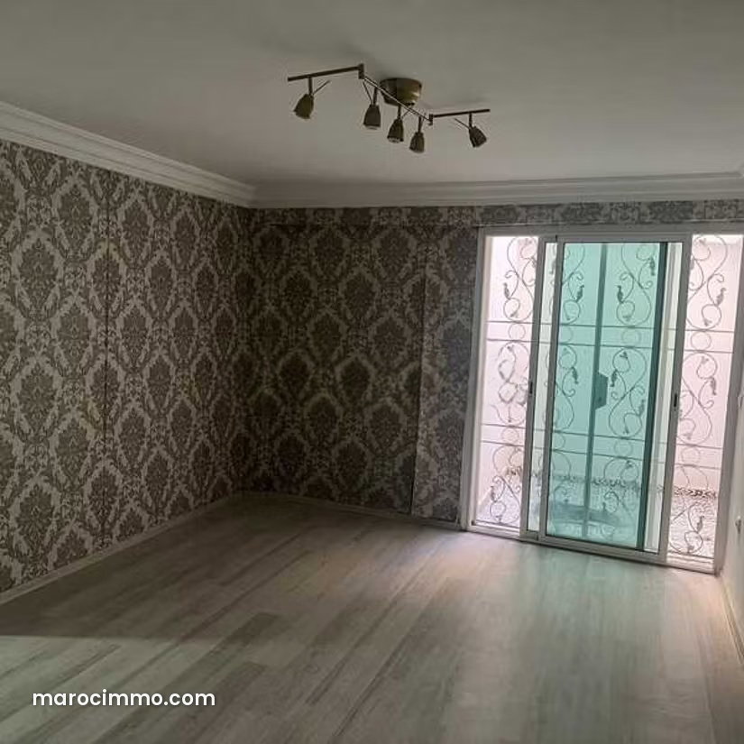 125 sqm commercial premises in Hassan, Rabat, prime location — Rabat