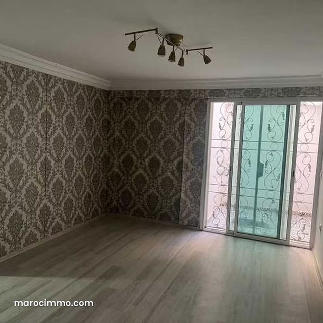 Local commercial à Vendre de 125.0 m² à Rabat, Hassan — Rabat