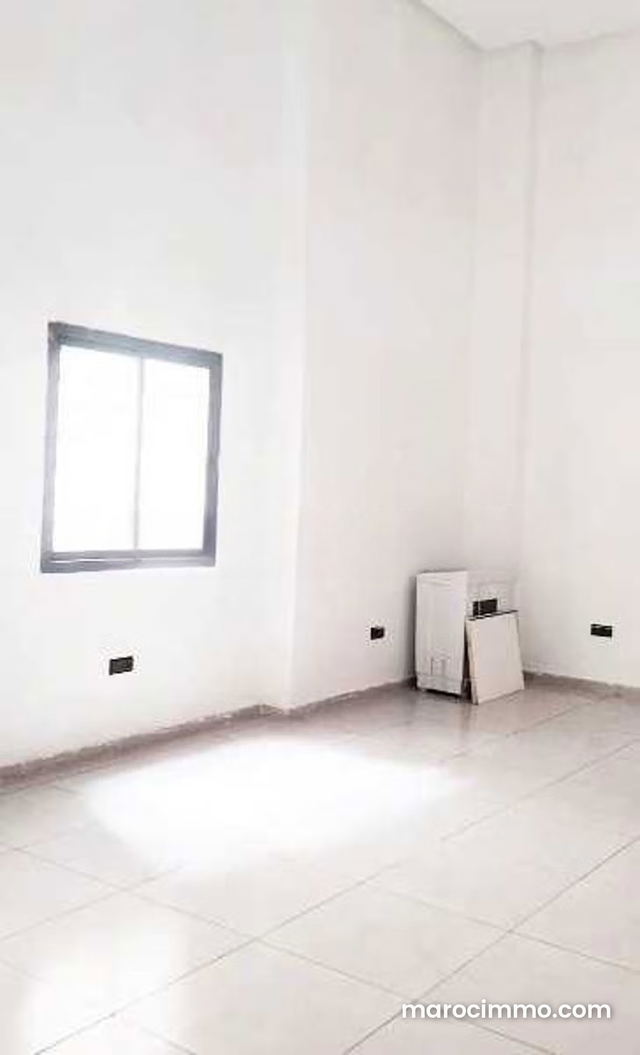 Local commercial à Louer de 47.0 m² à Marrakech, M'Hamid — Marrakech