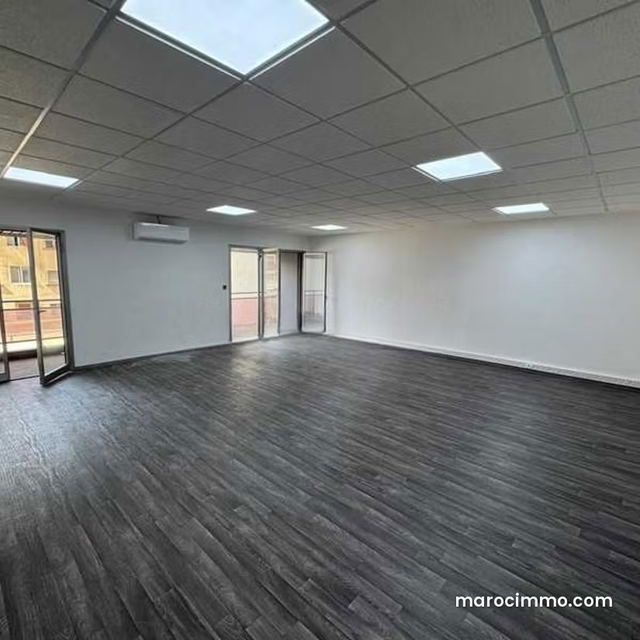Bureau à Louer de 162.0 m² à Casablanca, Gauthier — الدار البيضاء
