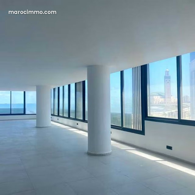 Bureau à Louer de 82.0 m² à Casablanca, Ain Diab — 3