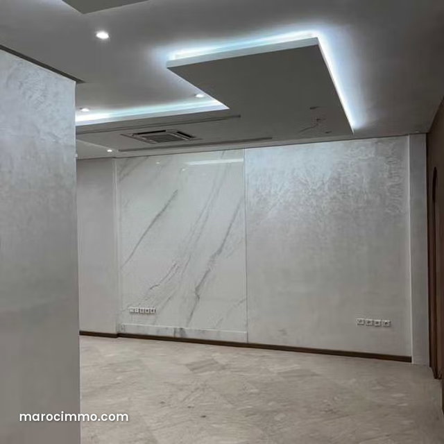 Local commercial à Vendre de 52.0 m² à Casablanca, Gauthier — 2