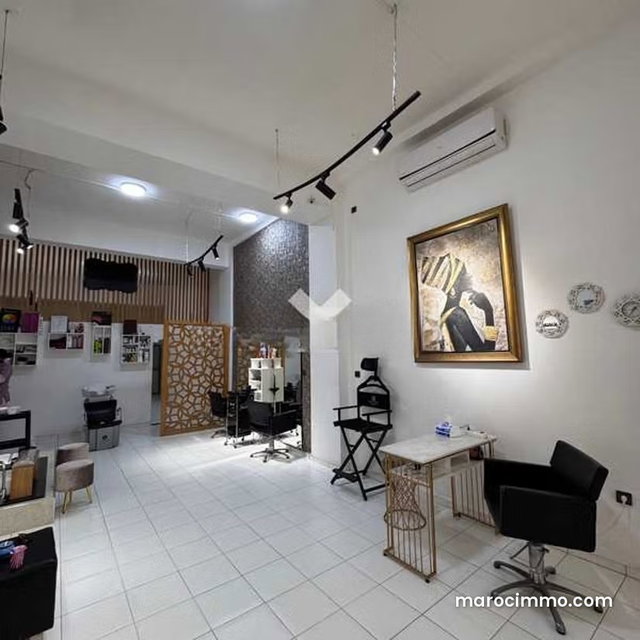 Local commercial à Vendre de 98.0 m² à Casablanca, Bourgogne Anfa — 3
