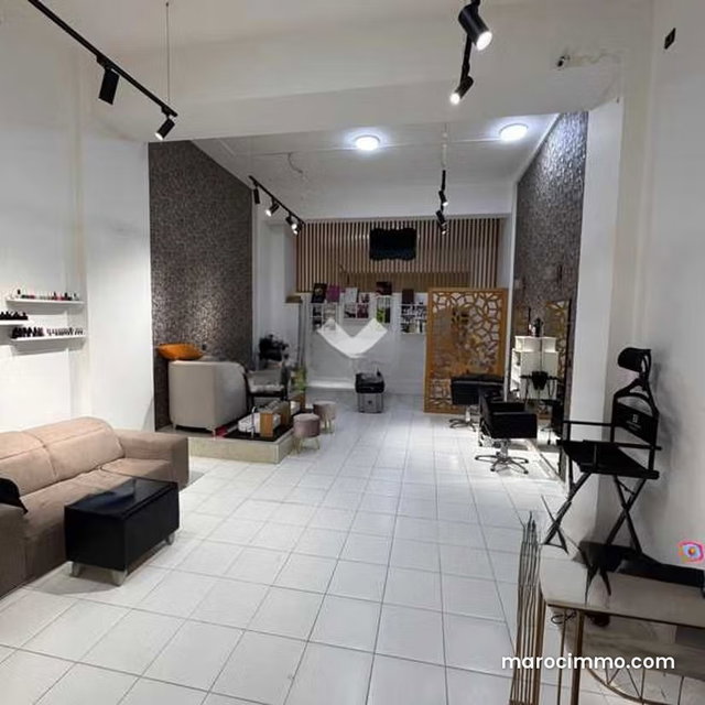 Local commercial à Vendre de 98.0 m² à Casablanca, Bourgogne Anfa — 4